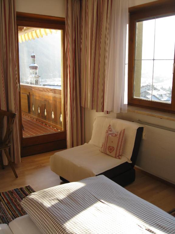 Haus Bergheimat - Familie Oberacher Fulpmes Phòng bức ảnh