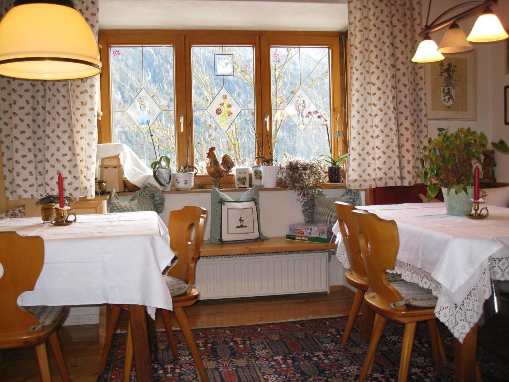 Haus Bergheimat - Familie Oberacher Fulpmes Ngoại thất bức ảnh